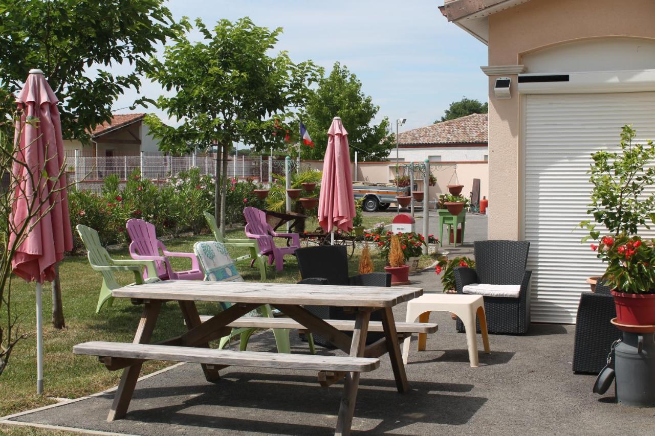 B&B La Garona Saint-Nicolas-de-la-Grave Luaran gambar
