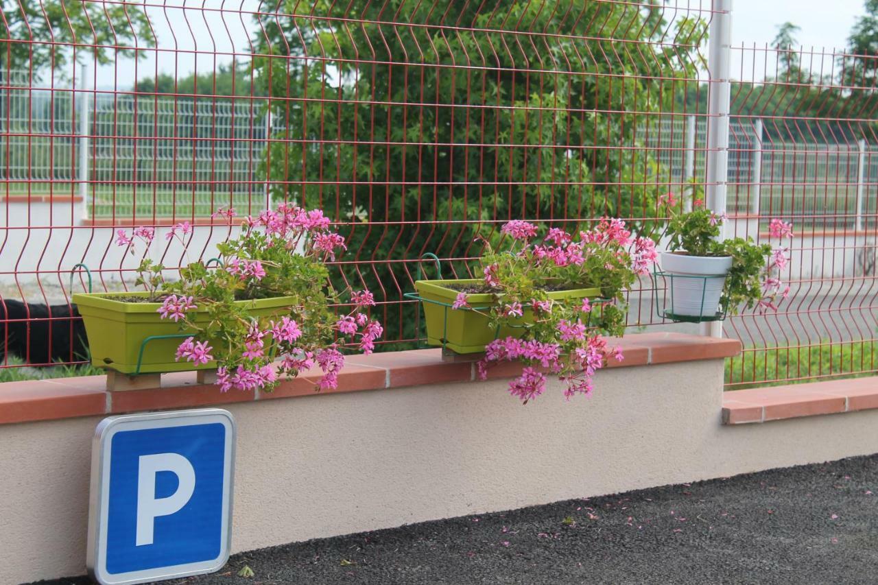 B&B La Garona Saint-Nicolas-de-la-Grave Luaran gambar
